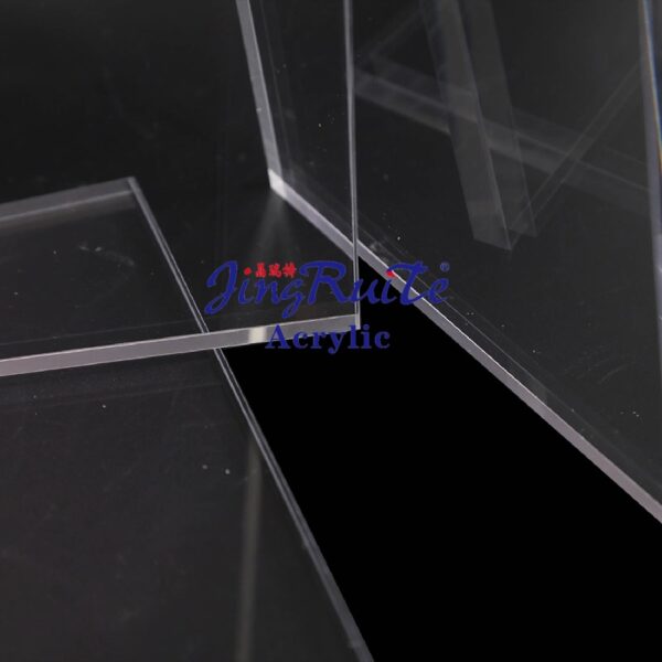 UV3