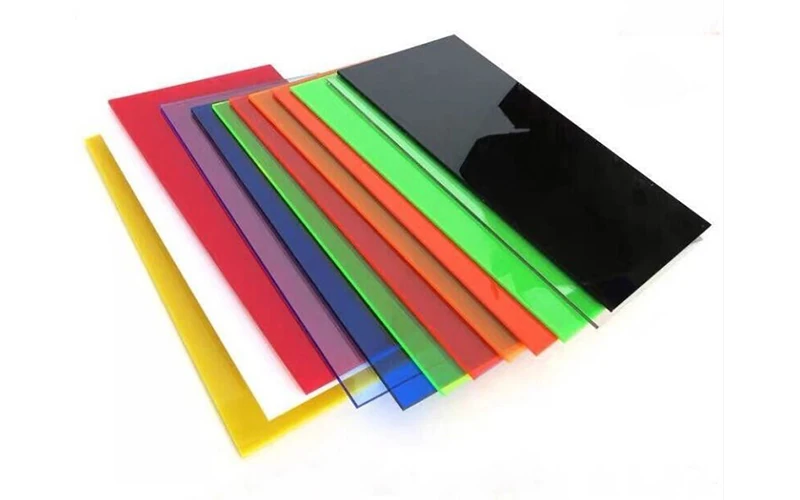 インパクトの強い看板バナーに最適なアクリル板の選び方